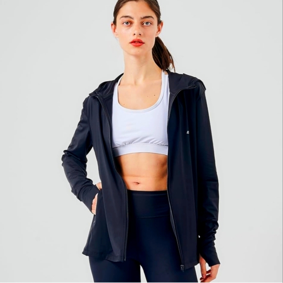 NWT medium Black UPF 70+ Sun Protection Hoodie Long Sleeve Sweater zip up - Picture 1 of 13